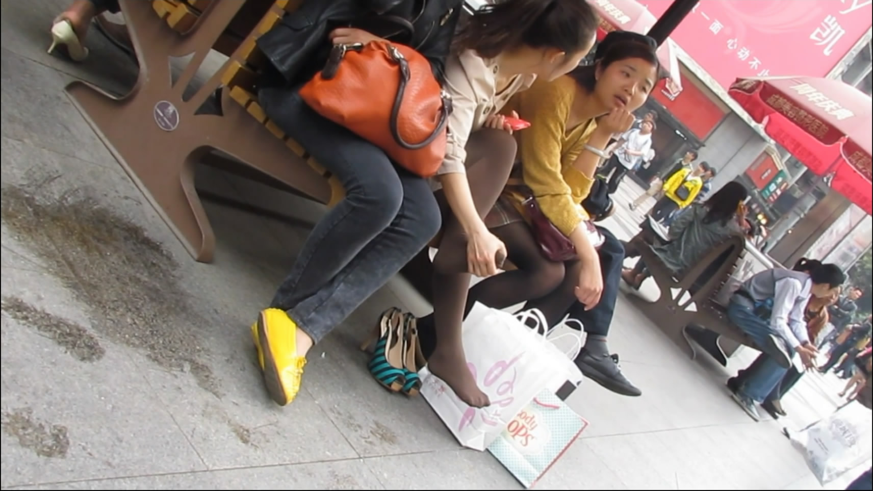 streetsnapfootm[00 02 12][20181202 110516 5]